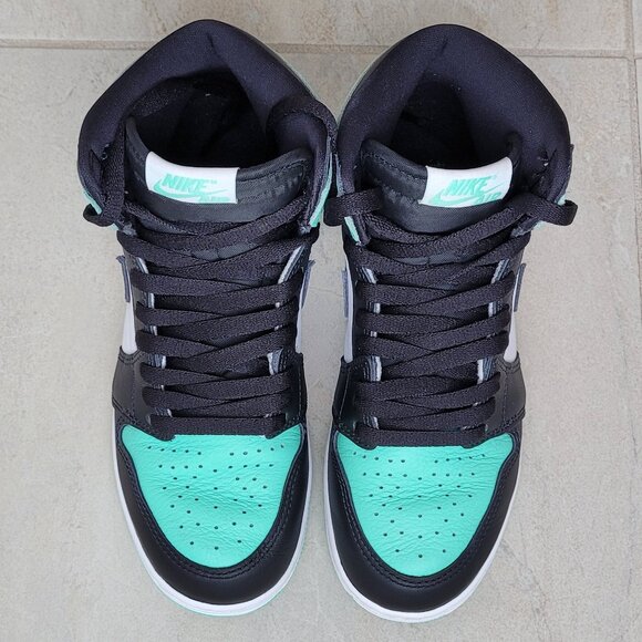 Nike Air Jordan 1 Retro High OG GS White Black Green Glow Size 5.5Y/7W - Picture 3 of 10
